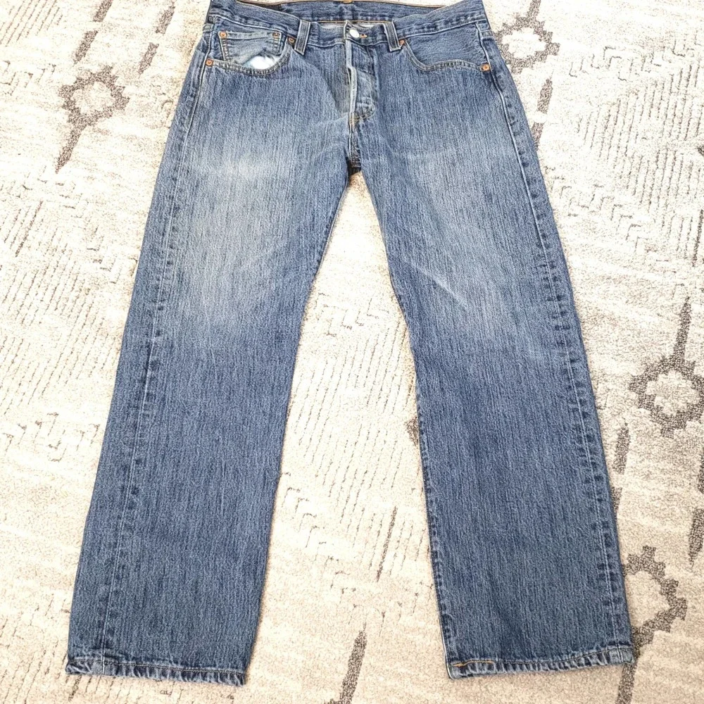 Levi's 501 Button Fly Men's Jeans Size 34